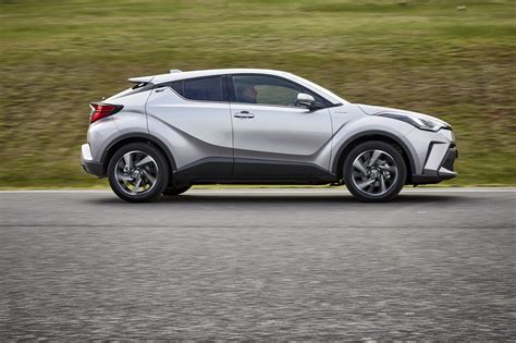 2021 Toyota C-hr photo