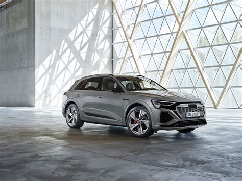 2022 Audi E-tron photo