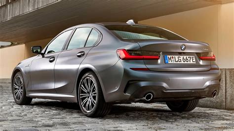 2022 Bmw 330e photo