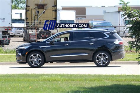 2022 Buick Enclave photo