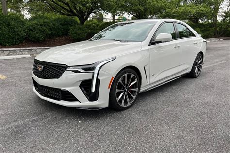 2022 Cadillac Ct4 photo