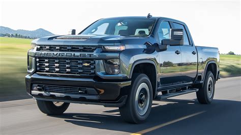 2022 Chevrolet Silverado 2500 engine