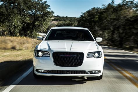 2022 Chrysler 300 photo