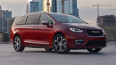 2022 Chrysler Pacifica engine