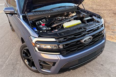 2022 Ford Expedition engine