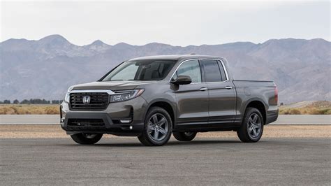 2022 Honda Ridgeline engine