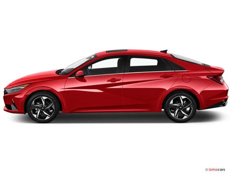 2022 Hyundai Elantra photo