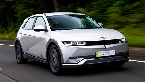 2022 Hyundai Ioniq photo