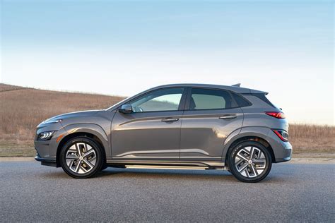 2022 Hyundai Kona electric photo