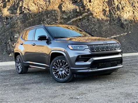 2022 Jeep Compass photo