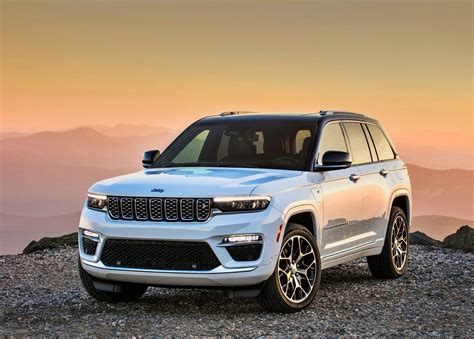 2022 Jeep Grand cherokee photo