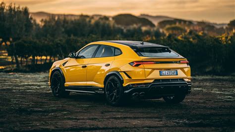 2022 Lamborghini Urus