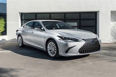 2022 Lexus Es300h