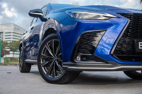 2022 Lexus Nx450h+ engine