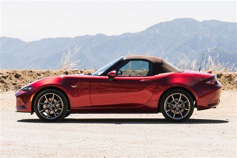 2022 Mazda Mx-5 photo