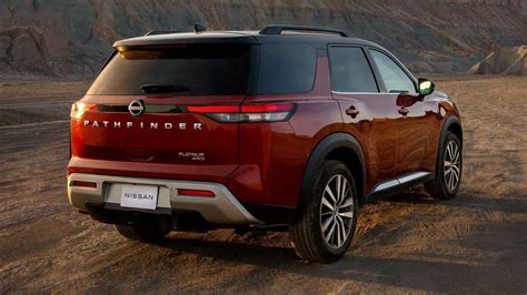 2022 Nissan Pathfinder photo