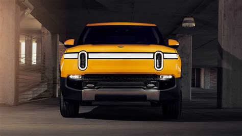 2022 Rivian Edv photo