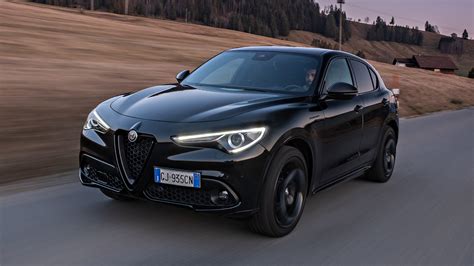 2023 Alfa romeo Stelvio engine