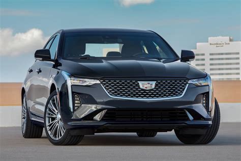 2023 Cadillac Ct4 photo