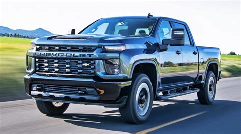 2023 Chevrolet Silverado 2500 engine