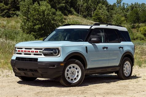 2023 Ford Bronco sport photo