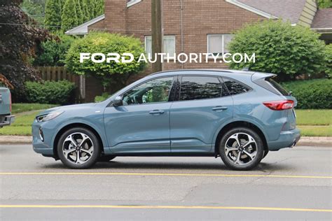 2023 Ford Escape photo