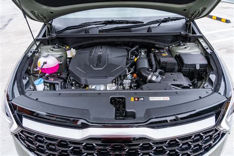 2023 Kia Sportage engine