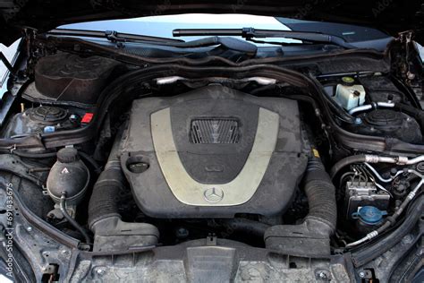 2023 Mercedes-benz E350 engine