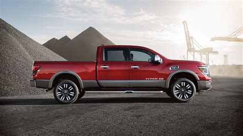 2023 Nissan Titan xd photo