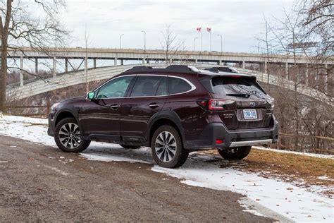 2023 Subaru Outback photo