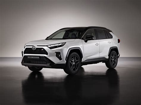 2023 Toyota Rav4 prime engine