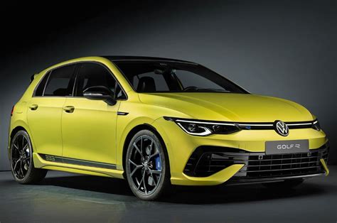 2023 Volkswagen Golf r photo