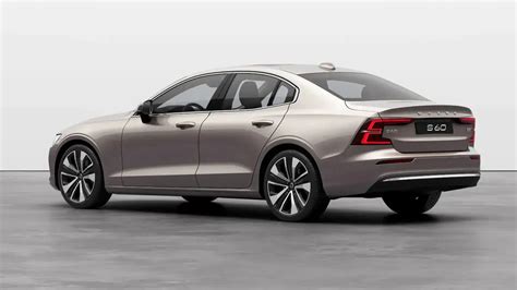 2023 Volvo S60 photo