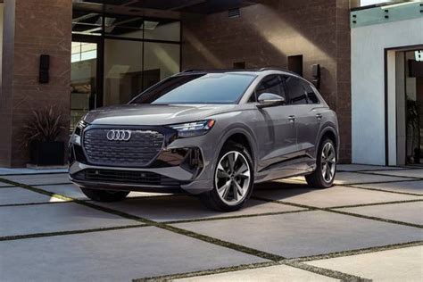 2024 Audi Q4 photo