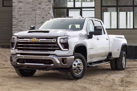 2024 Chevrolet Silverado 3500