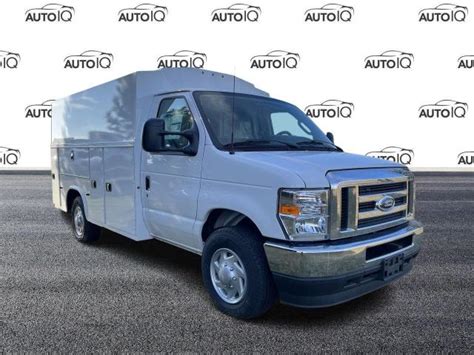 2024 Ford E-350 photo