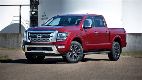 2024 Nissan Titan photo