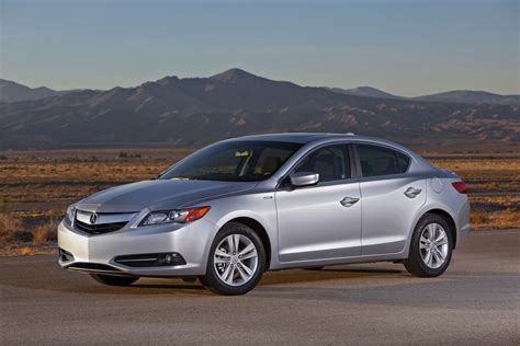 photo of Acura Ilx hybrid car production