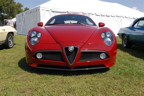 Alfa romeo 8c photo