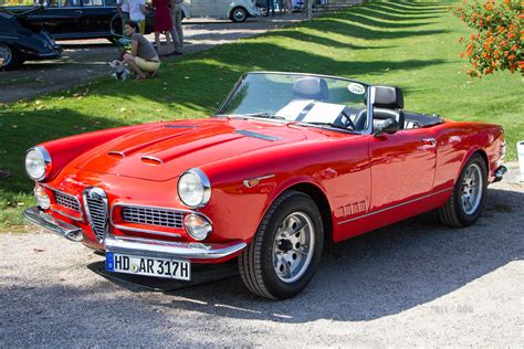 Alfa romeo Spider photo