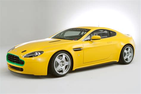 Aston martin V8 vantage 2007 photo