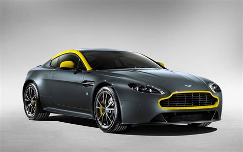 Aston martin V8 vantage s