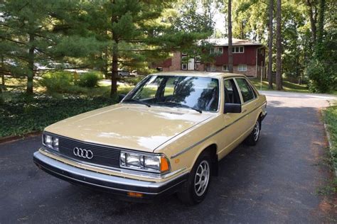 Audi 5000 1980 photo