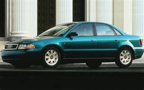 Audi A4 1998 photo