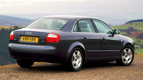 Audi A4 2000 photo