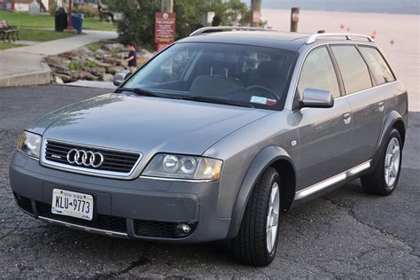 Audi Allroad 2004 photo