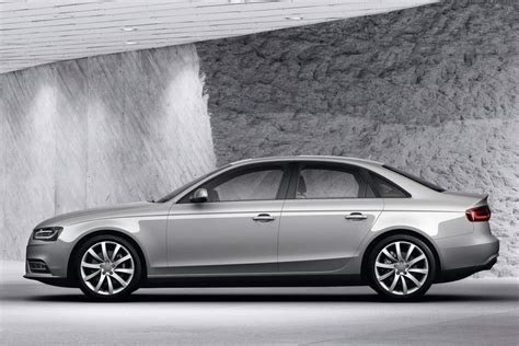 Audi B8 2013 photo