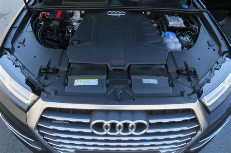 Audi Q7 2017 engine