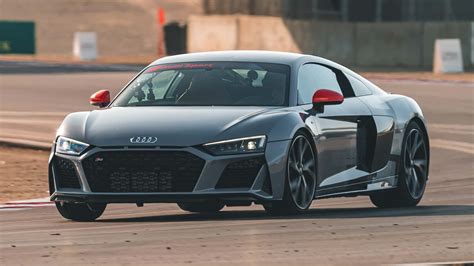 photo of Audi R8 car production