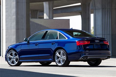 Audi S8 2014 photo